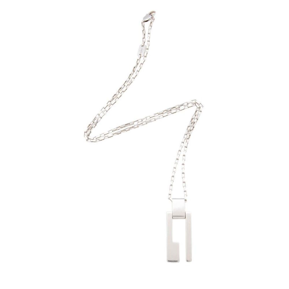 Gucci Sterling Silver Open Logo Plate Chain Link Necklace